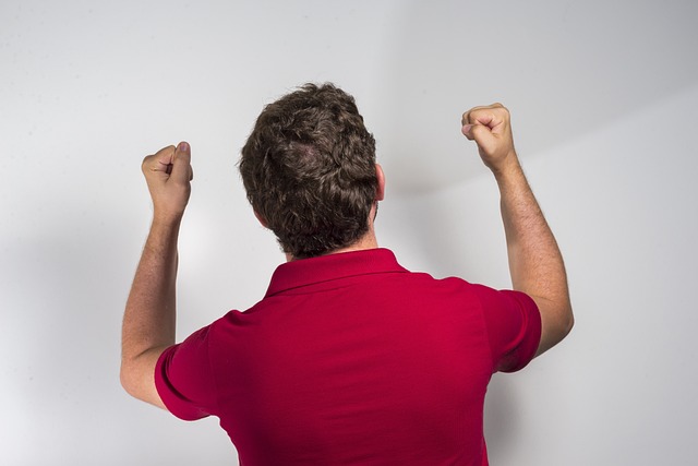 示出无私的 示出无私的